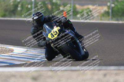 media/Sep-20-2025-TrackDaz (Sat) [[27f0cde673]]/B Group/220pm (Turn 9)/